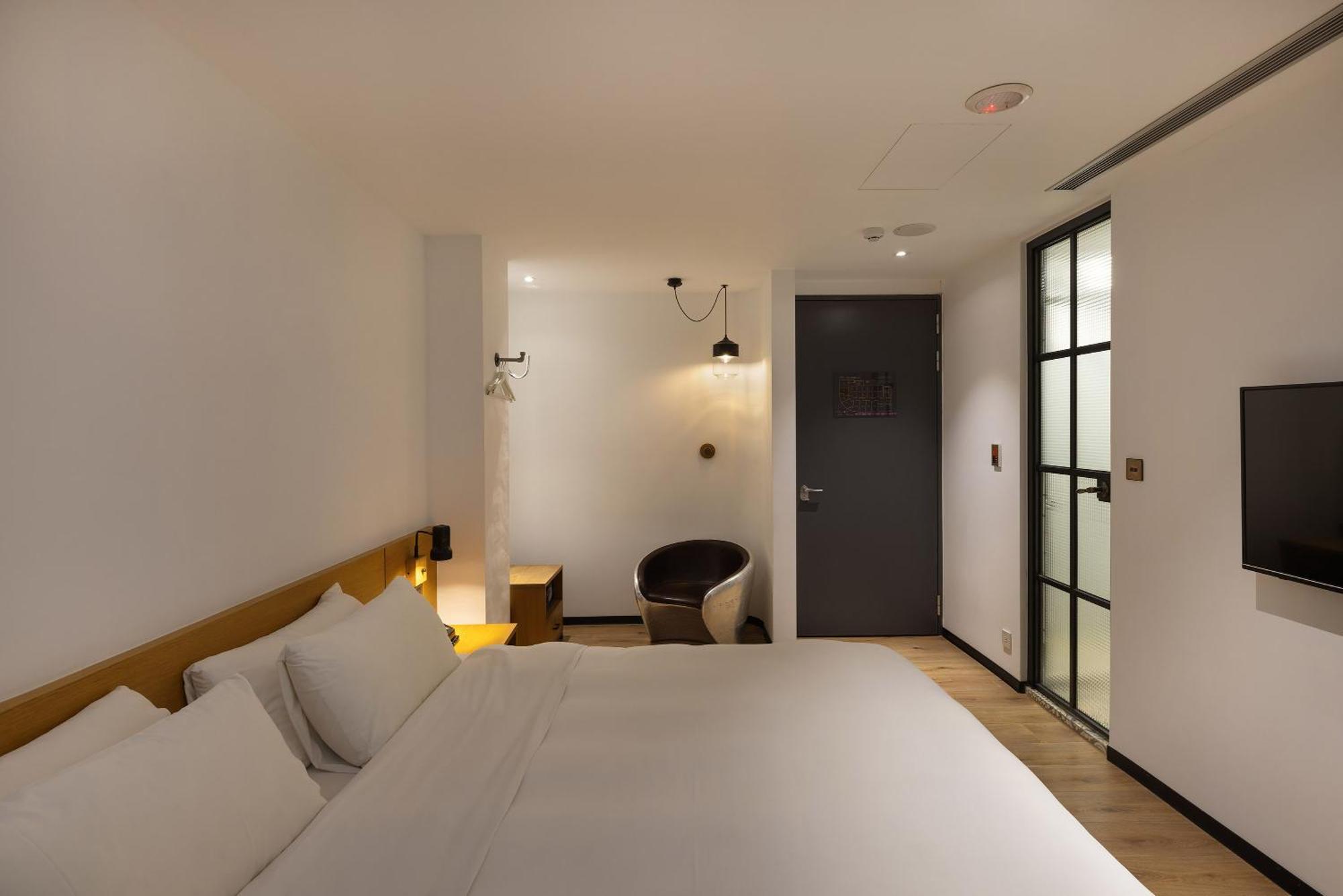 Bluesky Hotel Taichung Quarto foto